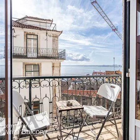 Apartment Akicity Alfama Classic Lisbon